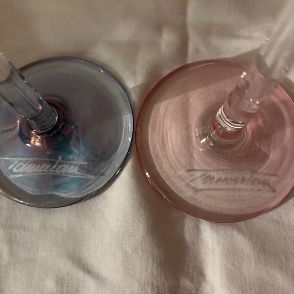 Ion Tamaian handblown wine glasses- Set of 2 - Picture 2 of 5